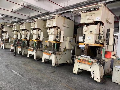 英德回收舊機械本地回收,收購舊機械設備